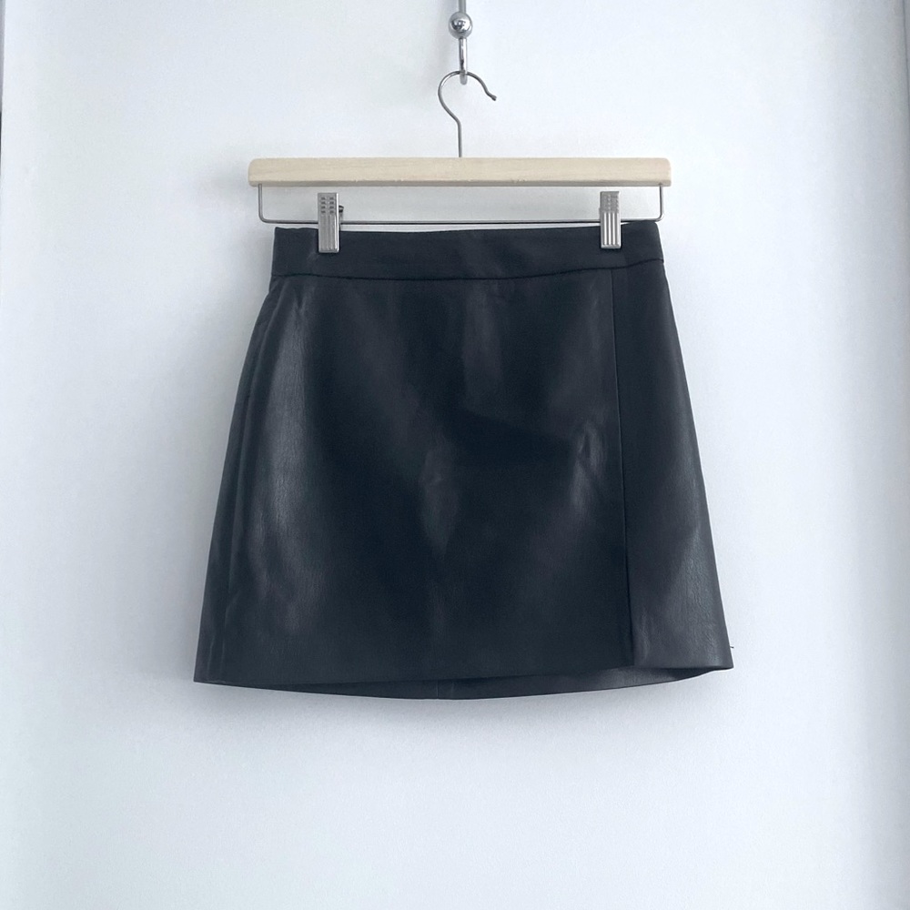 Wilfred Patio Skirt